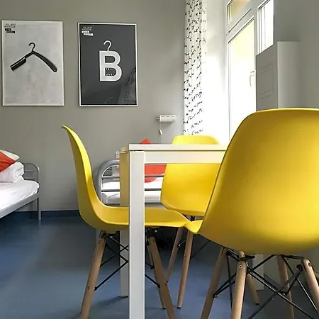 Cloud Hostel