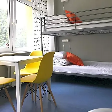 Hostel Cloud
