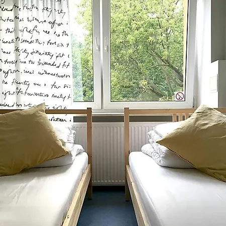 Cloud Hostel *