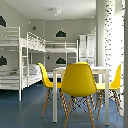 Hostel Cloud Varşova
