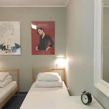 Cloud Hostel *