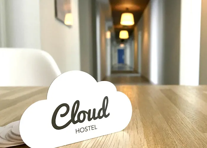 Hostel Cloud