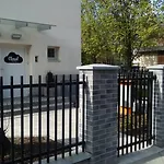 Cloud Hostel