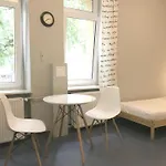 Hostel Cloud